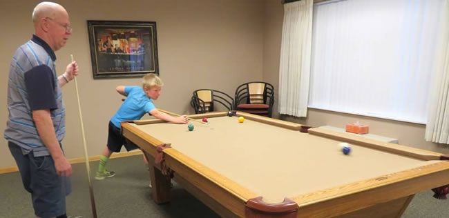 GAME/HOBBY ROOM